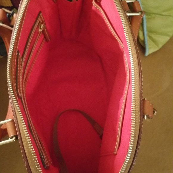 👜Dooney Zip Zip Satchel👜EUC - Picture 4 of 7